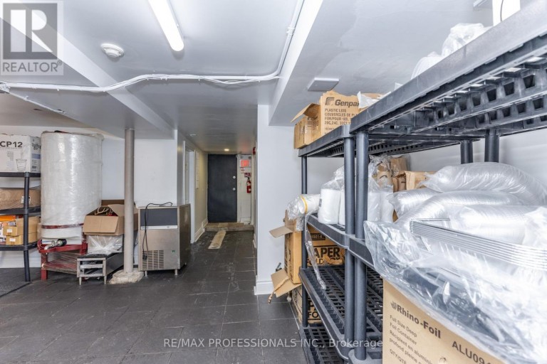 495 BLOOR STREET W, Toronto (University), Ontario, M5S1Y2