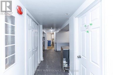 495 BLOOR STREET W Toronto (University) Ontario photo 32