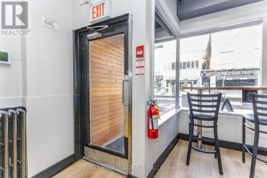 495 BLOOR STREET W Toronto (University) Ontario photo 4