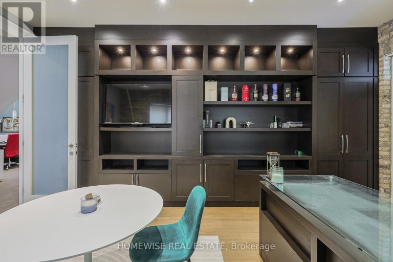 E - 609 MARLEE AVENUE, Toronto (Yorkdale-Glen Park), Ontario, M6B3J6