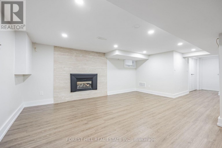 159 SPALDING ROAD, Toronto (Downsview-Roding-CFB), Ontario, M3K1K3