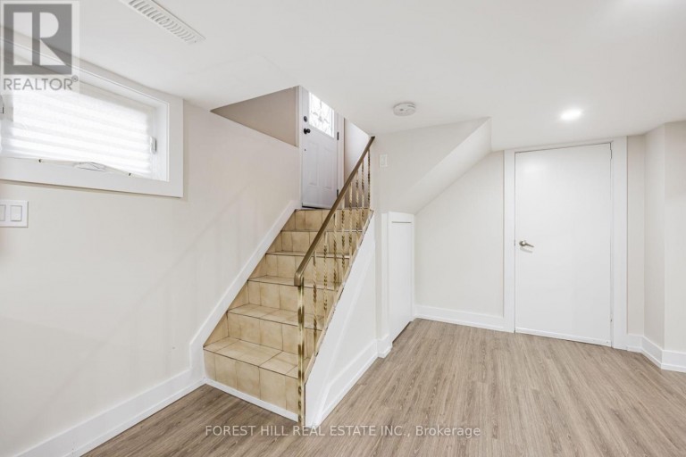 159 SPALDING ROAD, Toronto (Downsview-Roding-CFB), Ontario, M3K1K3
