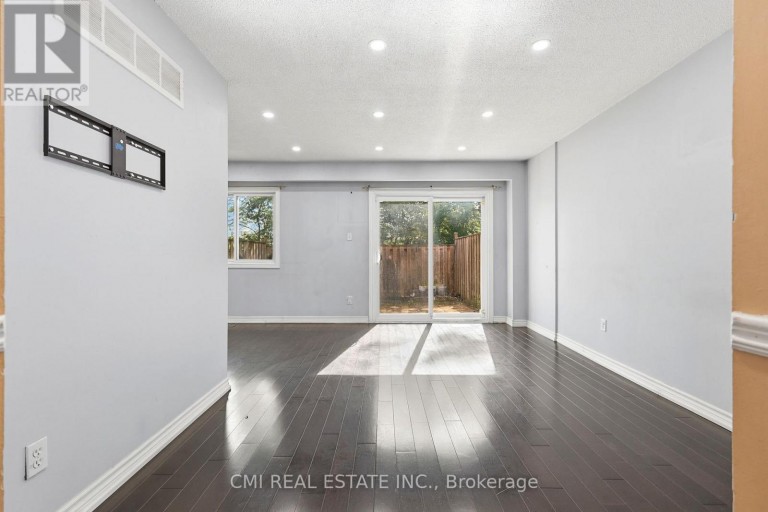 44 - 80 DUNDALK DRIVE, Toronto (Dorset Park), Ontario, M1P4T7