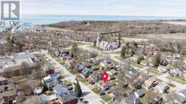 43 TRAFALGAR STREET Goderich (Goderich (Town)) Ontario photo 3