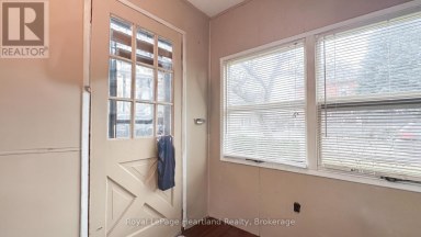 43 TRAFALGAR STREET Goderich (Goderich (Town)) Ontario photo 9