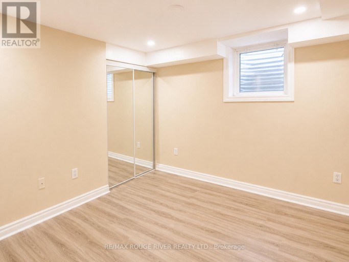 16 DOMINY DRIVE, Ajax (Central), Ontario, L1T3H6