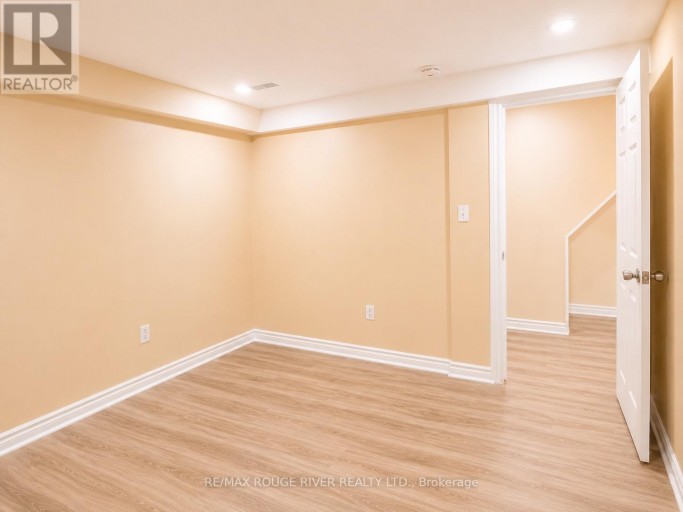 16 DOMINY DRIVE, Ajax (Central), Ontario, L1T3H6