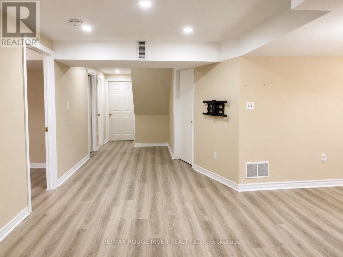 16 DOMINY DRIVE, Ajax (Central), Ontario, L1T3H6