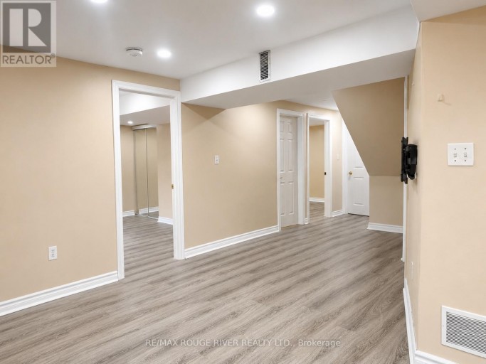16 DOMINY DRIVE, Ajax (Central), Ontario, L1T3H6