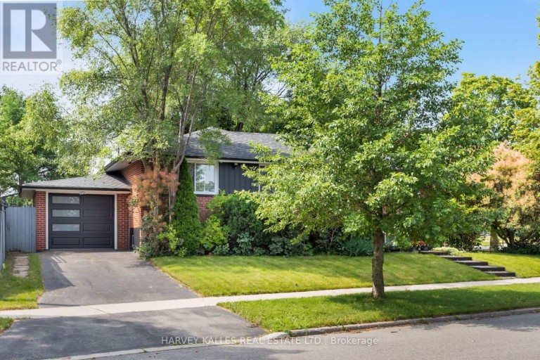 49 LEARMONT DRIVE, Toronto (Willowridge-Martingrove-Richview), Ontario, M9R2E9