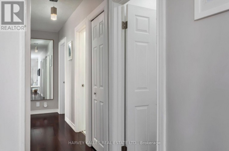 49 LEARMONT DRIVE, Toronto (Willowridge-Martingrove-Richview), Ontario, M9R2E9
