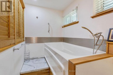 49 LEARMONT DRIVE Toronto (Willowridge-Martingrove-Richview) Ontario photo 41
