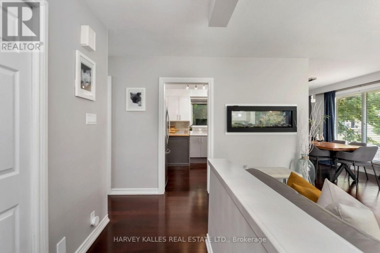 49 LEARMONT DRIVE, Toronto (Willowridge-Martingrove-Richview), Ontario, M9R2E9