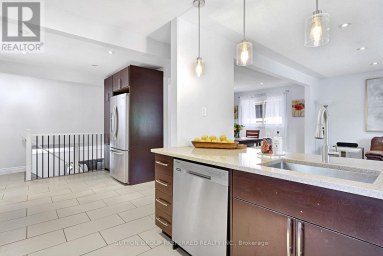 1 PONDEROSA CRESCENT London South (South X) Ontario photo 15