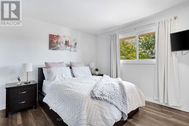 1 PONDEROSA CRESCENT London South (South X) Ontario photo 21