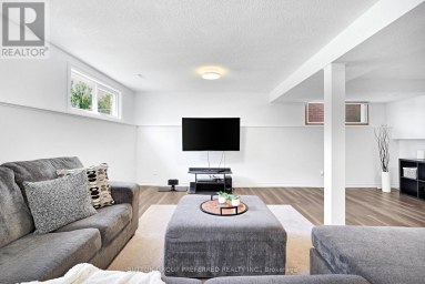 1 PONDEROSA CRESCENT London South (South X) Ontario photo 33