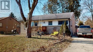 261 WINNIPEG STREET London East (East H) Ontario photo 3
