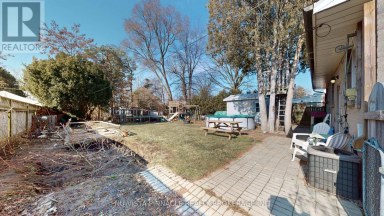 261 WINNIPEG STREET London East (East H) Ontario photo 4