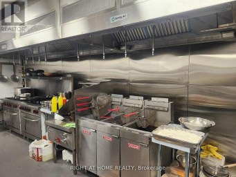 101 - 108 GARMENT STREET Kitchener Ontario photo 27