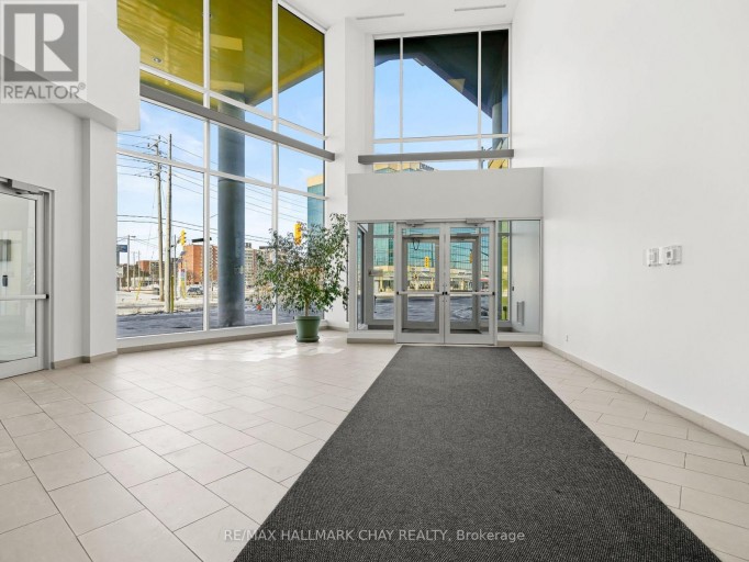 615 - 1275 FINCH AVENUE W, Toronto (York University Heights), Ontario, M3J2B1