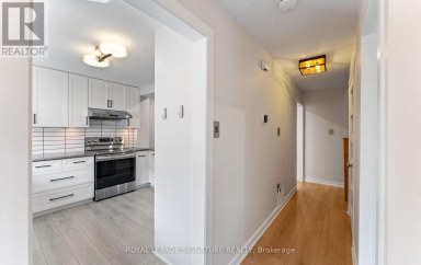 91 - 270 TIMBERBANK BOULEVARD Toronto (L'Amoreaux) Ontario photo 3