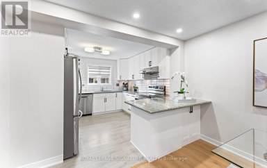 91 - 270 TIMBERBANK BOULEVARD Toronto (L'Amoreaux) Ontario photo 4