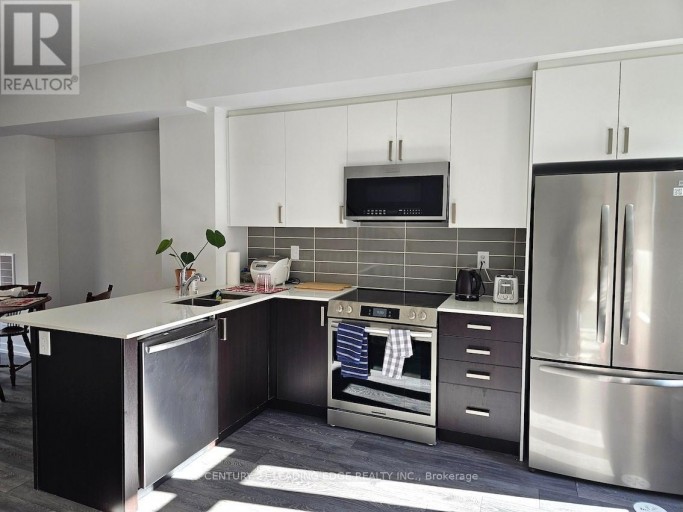 ROOM 1 - 10 SPRUCE PINES CRESCENT, Toronto (Victoria Village), Ontario, M4A1C5