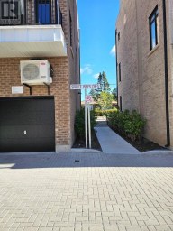 ROOM 1 - 10 SPRUCE PINES CRESCENT Toronto (Victoria Village) Ontario photo 19