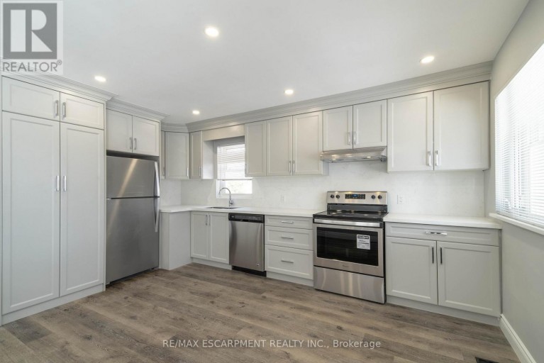 1 - 196 UPPER PARADISE ROAD, Hamilton (Westcliffe), Ontario, L9C5B9