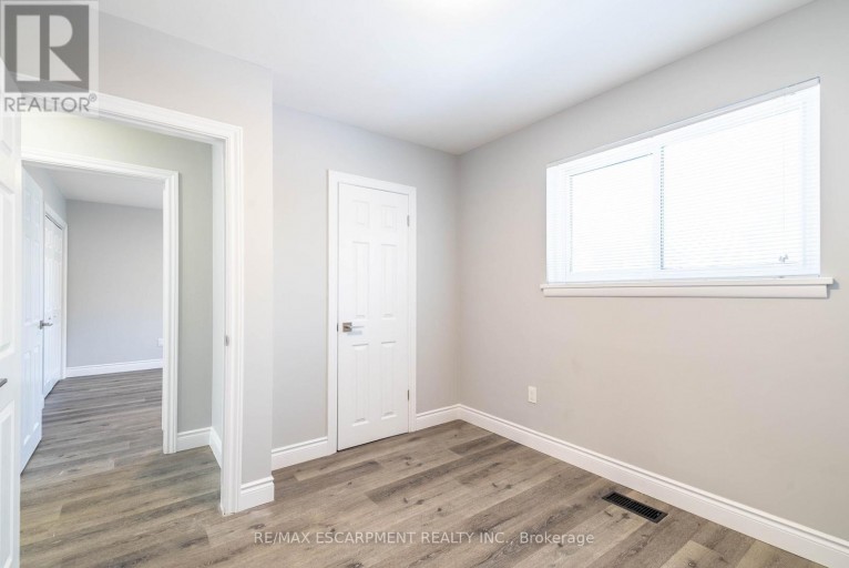 1 - 196 UPPER PARADISE ROAD, Hamilton (Westcliffe), Ontario, L9C5B9