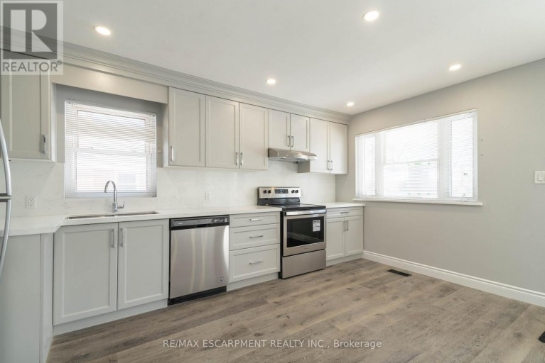 1 - 196 UPPER PARADISE ROAD, Hamilton (Westcliffe), Ontario, L9C5B9