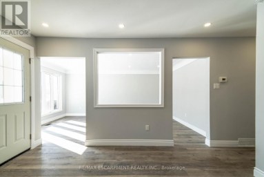 1 - 196 UPPER PARADISE ROAD Hamilton (Westcliffe) Ontario photo 7