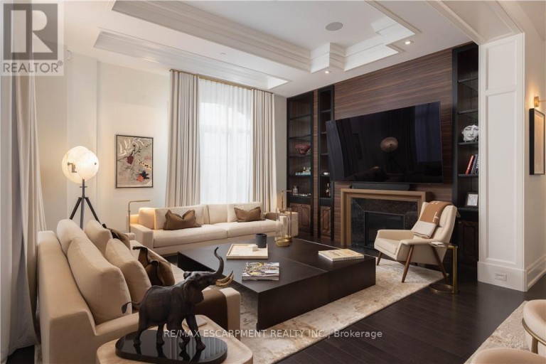 PH1 - 300 RANDALL STREET, Oakville (OO Old Oakville), Ontario, L6J0G2