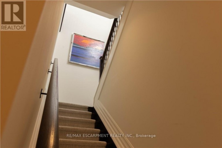 PH1 - 300 RANDALL STREET, Oakville (OO Old Oakville), Ontario, L6J0G2