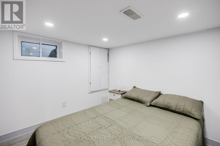 BSMT - 668 INDIAN ROAD, Toronto (High Park North), Ontario, M6P2C9