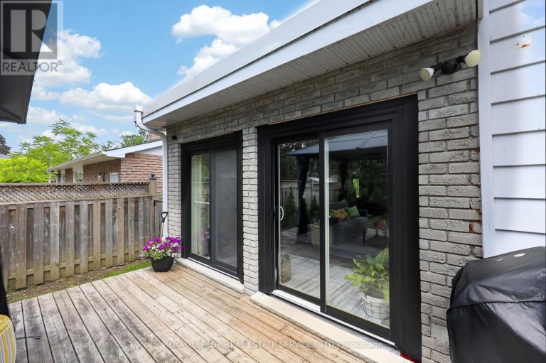 49 BELCOURT AVENUE, Barrie (Grove East), Ontario, L4M4E5