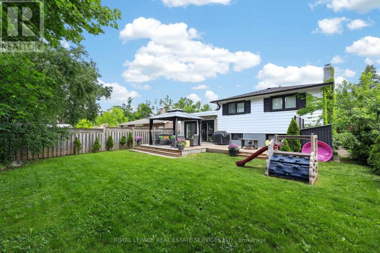 49 BELCOURT AVENUE, Barrie (Grove East), Ontario, L4M4E5