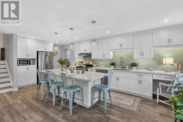 49 BELCOURT AVENUE, Barrie (Grove East), Ontario, L4M4E5