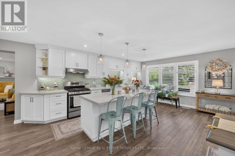 49 BELCOURT AVENUE, Barrie (Grove East), Ontario, L4M4E5