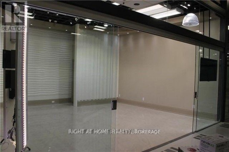 369 - 7250 KEELE STREET, Vaughan (Concord), Ontario, L4K1Z8