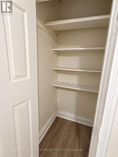 B - 323 WOOLWICH STREET, Guelph (Exhibition Park), Ontario, N1H3W4