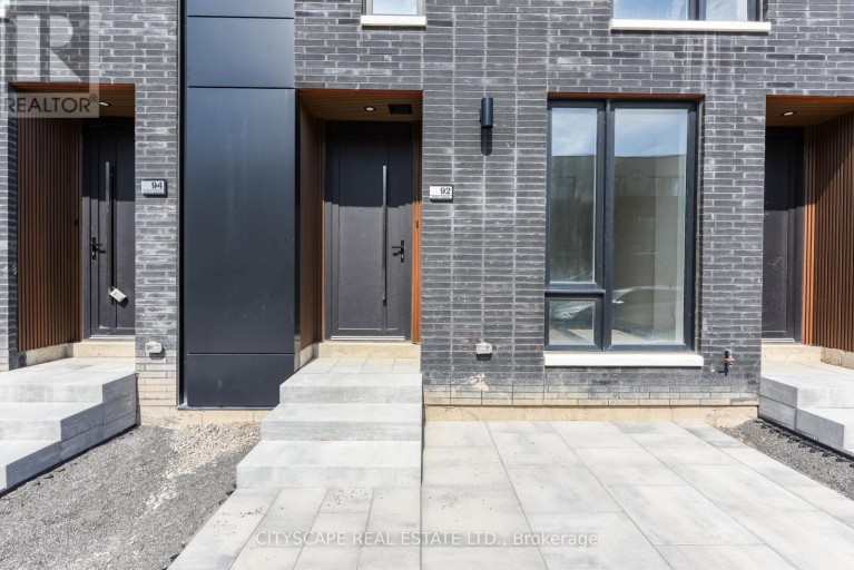 92 - 92 EVERETT COMMON, St. Catharines (Oakdale), Ontario, L2P0H1