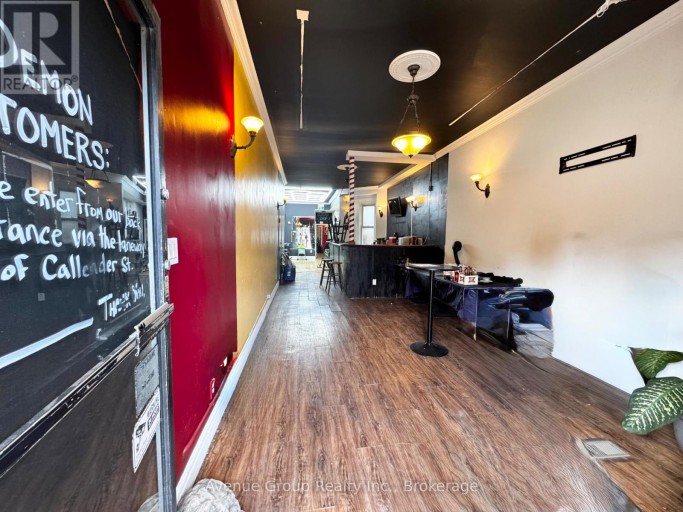 1612 QUEEN STREET W, Toronto (Roncesvalles), Ontario, M6R1A8