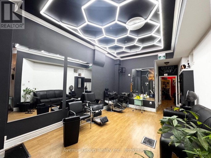 1612 QUEEN STREET W, Toronto (Roncesvalles), Ontario, M6R1A8