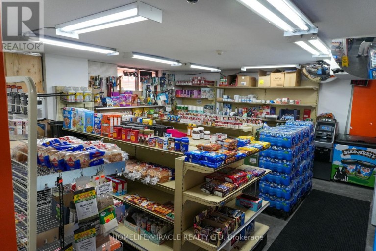 2170 SHEROBEE ROAD, Mississauga (Cooksville), Ontario, L5A3P8