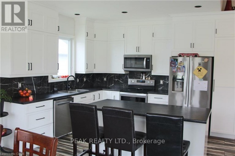 38812 VIENNA STREET, Bluewater (Stanley), Ontario, N0M2R0