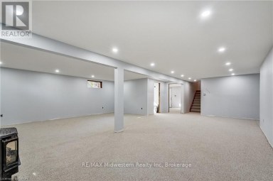 480 CAVAN STREET Minto Ontario photo 21