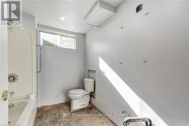 480 CAVAN STREET Minto Ontario photo 25