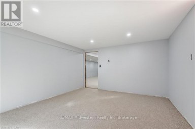 480 CAVAN STREET Minto Ontario photo 28