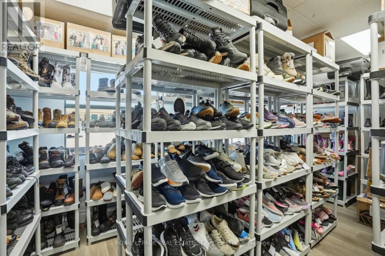 29 - 2155 DUNWIN DRIVE, Mississauga (Erin Mills), Ontario, L5L4M1